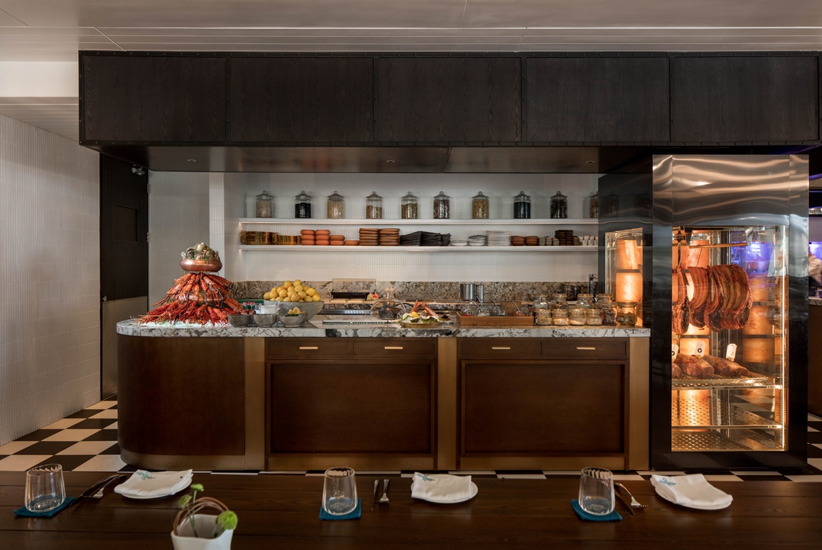 The Arwana Lounge at Arwana Estate